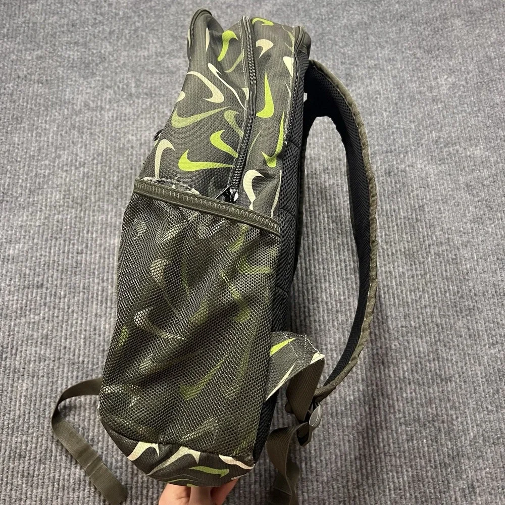 Nike Air Brasilia XL 9.5 Training Backpack Swoosh Logo Soccer XL 30L DM2367-355 - Picture 3 of 8